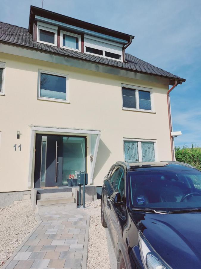 Modernes Souterrain Apartment Black Forest Mit Separatem Eingang Und Kfz-Stellplatz Бад-Дюрхайм Экстерьер фото